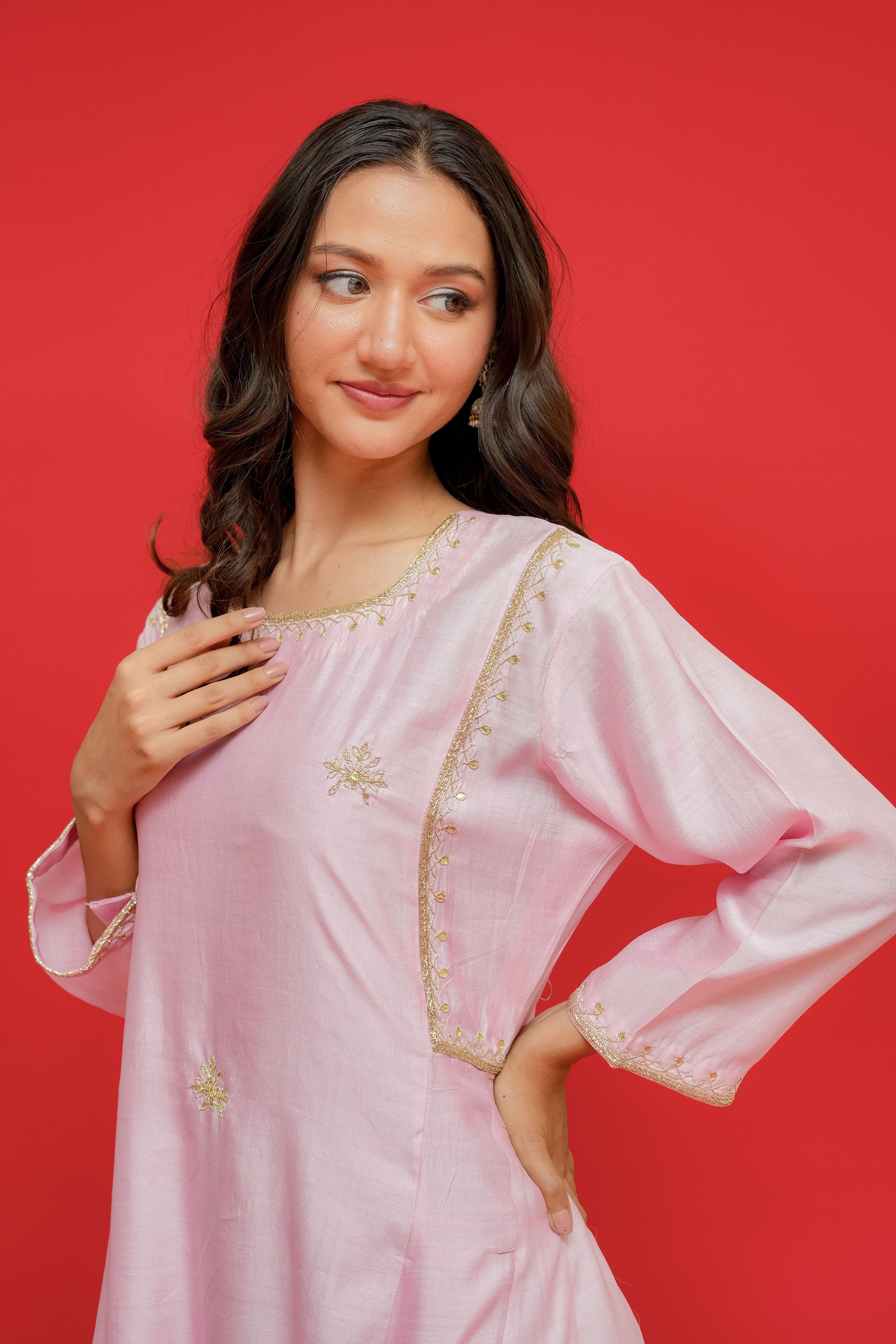 Chiniya silk   Organza DupattaHand Embroidery