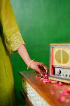 Mul Chanderi Suit with Orgnza Duptta Detail with Printest 