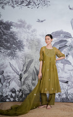 Pure mul chanderi with dabka pithon hand Embrodiray pure orgnza dupta