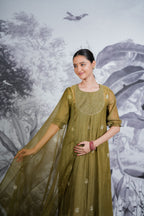 Pure mul chanderi with dabka pithon hand Embrodiray pure orgnza dupta