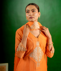 Pure Mul Chanderi  with Pure Orgnza Dupta Zari Pithon Hand Embrodiray